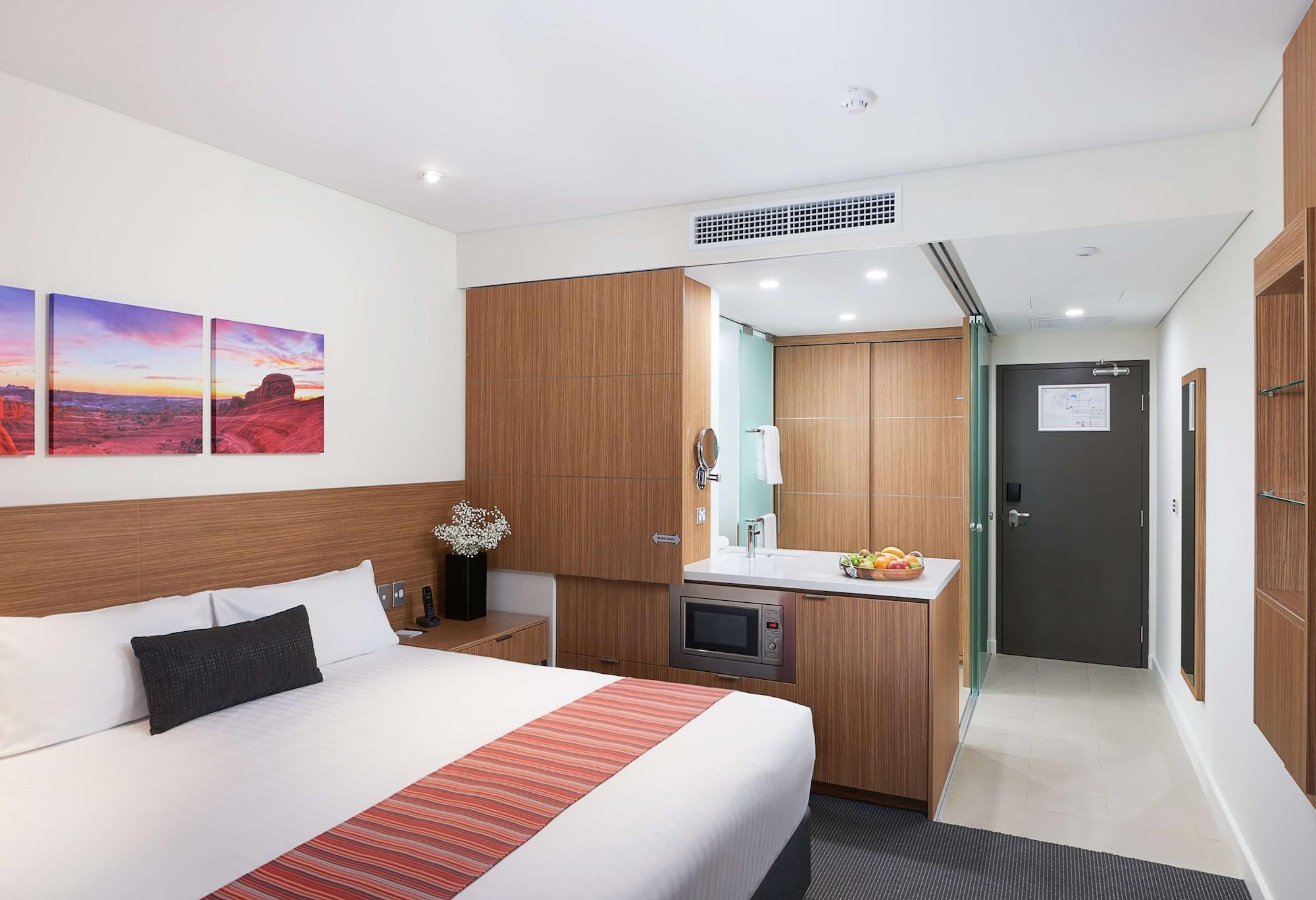 Country Comfort Perth Exterior photo