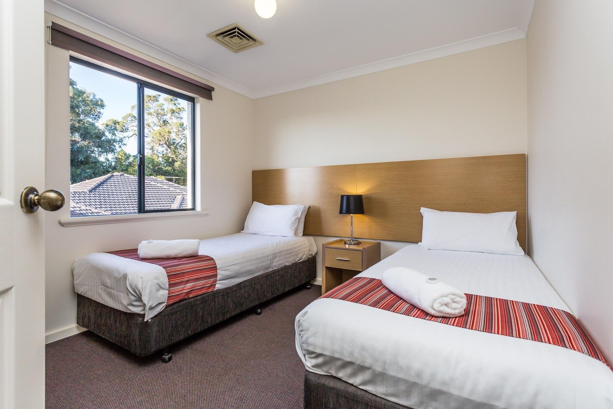 Country Comfort Perth Exterior photo